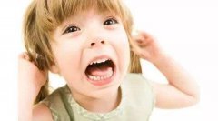 <b>孩子的眼睛常“做”一件事，当心患上儿童抽动</b>